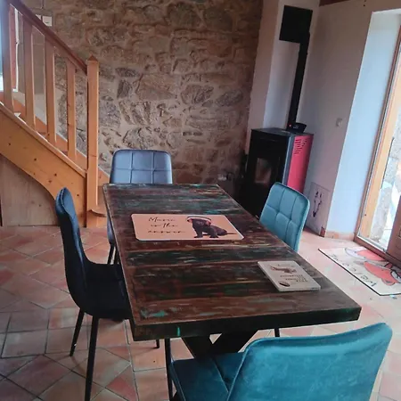Le Repaire, Cosy Et Dog Friendly En Ardèche Verte Casa vacanze Sécheras